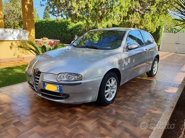 Alfa Romeo 147