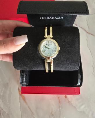 acciaio placato in oro