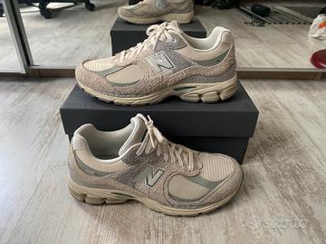 New Balance 2002R Linen