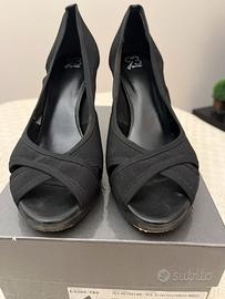 Scarpe con tacco alto , nere