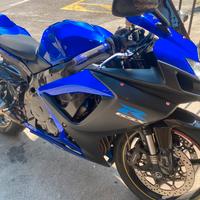 Suzuki gsxr k7 750