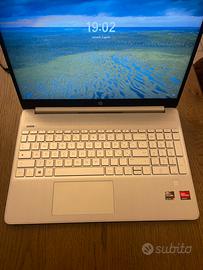 HP Notebook AMD Ryzen 5 5500U 6 Core | 8GB RAM