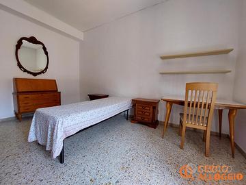 4 camere per studenti italiani ad Ancona