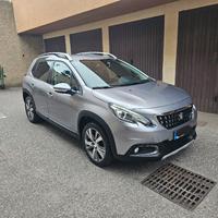 Peugeot 2008 diesel del 2019 full optional 