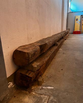 Travi in legno di rovere