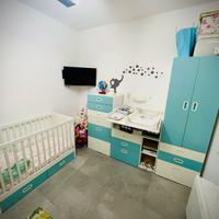 Cameretta (culla, fasciatoio, armadio cassettiera)