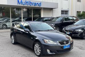 Lexus IS 220d 2.2 16V Luxury