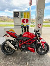 Ducati streetfighter