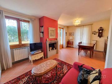 Villetta a schiera di 220 m² con più di 5 locali e