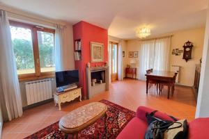 Villetta a schiera di 220 m² con più di 5 locali e