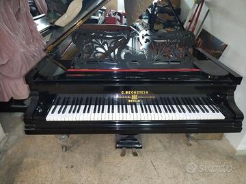 Pianoforte mezza coda