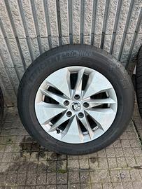 cerchi e  gomme estive  skoda originali