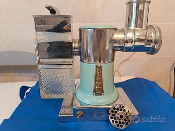 Tritacarne e grattugia formaggio vintage