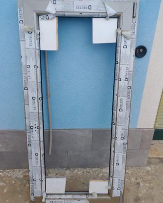 Finestra in PVC nuova