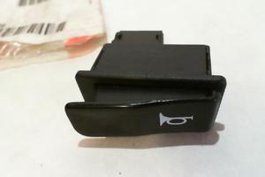 PULSANTE AVVISATORE ACUSTICO CLACSON APRILIA AP812