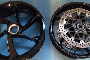 mv agusta cerchi originali 2025