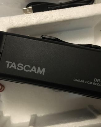 Registratore audio Tascam DR 70 D