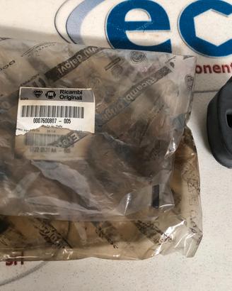 7600807 SUPPORTO MARMITTA FIAT PANDA R.86 NUOVO OR