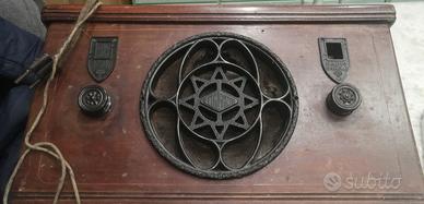 radio vintage MagnetiMarelli a valvole, il coriban