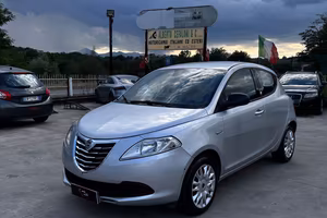 Lancia Ypsilon 1.2 69 CV 5 porte GPL Ecochic Silve