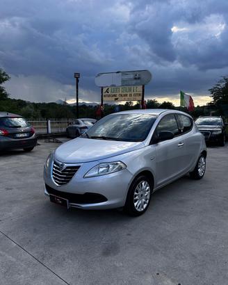 Lancia Ypsilon 1.2 69 CV 5 porte GPL Ecochic Silve