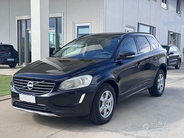 Volvo XC60 2.4 d4 Momentum awd 163cv geartronic