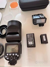Flash Godox V1s Sony + Trigger X2TS  +Kit AKR1