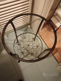 Set mobili di vario genere. Luogo