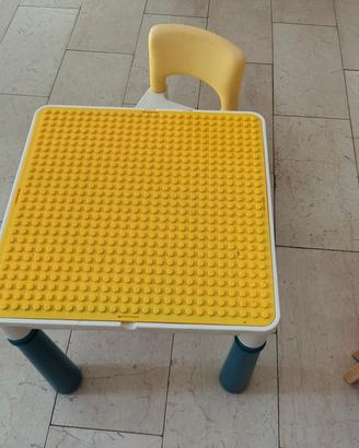 Tavolino double face per bambini con sedia