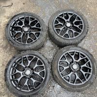 Cerchi in lega con gomme smart 453 continental