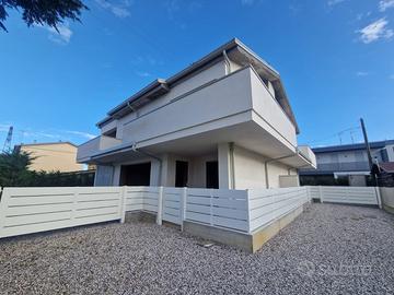BIFAMILIARE AL GREZZO A PIAZZOLA SUL BRENTA
