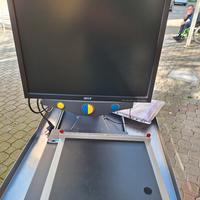 videoingranditore da tavolo per ipovedenti