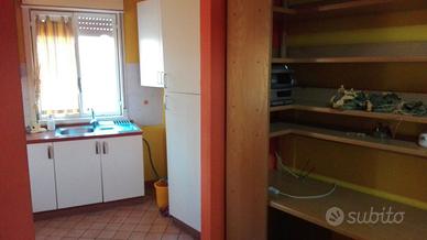 Bivani + servizi zona questura