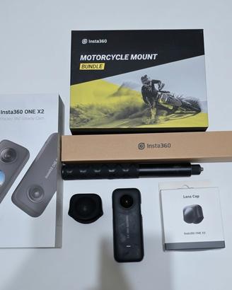 Insta360 ONE X2 + bundle moto + microSD 64GB