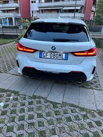 118 D