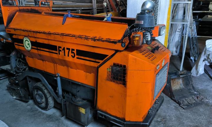 Vibro finitrice asfalto CM f 175 e simex plb 200