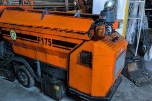 Vibro finitrice asfalto CM f 175 e simex plb 200