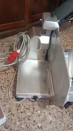 affettatrice professionale 380v