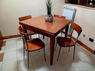Tavolo moderno Allungabile e/o sedie 