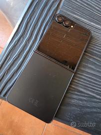 Samsung Galaxy Z Flip 7