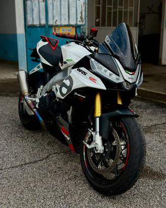 Aprilia Tuono V4 1100 2021