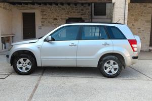 Suzuki Grand Vitara 2.0 Diesel 4x4 5p Distribuzion