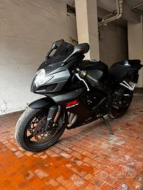 Suzuki GSX-R 750