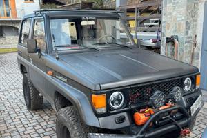 Toyota Land Cruiser LJ70 2.4TD