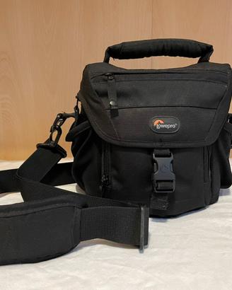 Custodia Fotocamera LowePro Nova