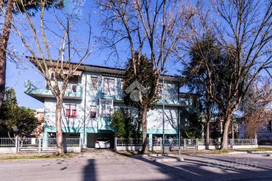 3 LOCALI A CESENATICO