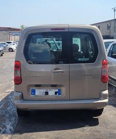 RICAMBI USATI AUTO PEUGEOT Partner Tepee 9HL Diese
