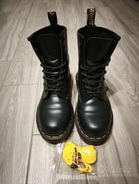 Dr. Martens stivaletto numero 36