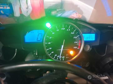 Strumentazione Yamaha R1 04 05 06 con 18938 Km