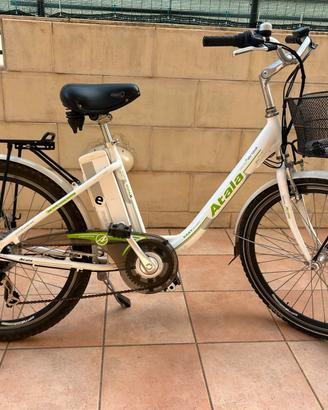 Bici con pedalata assisitita